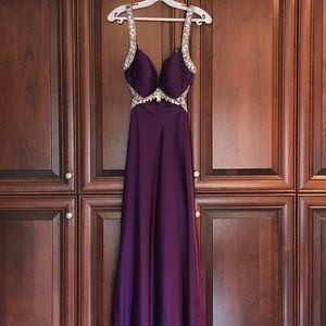 NWT 🆕 Purple Prom Dress